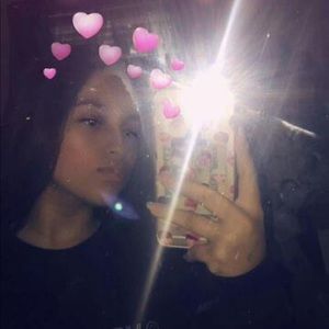 Meet your Posher, Kassandra